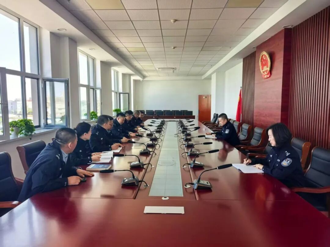 望奎法院司法警察大队扎实推进“执法规范学习年”活动